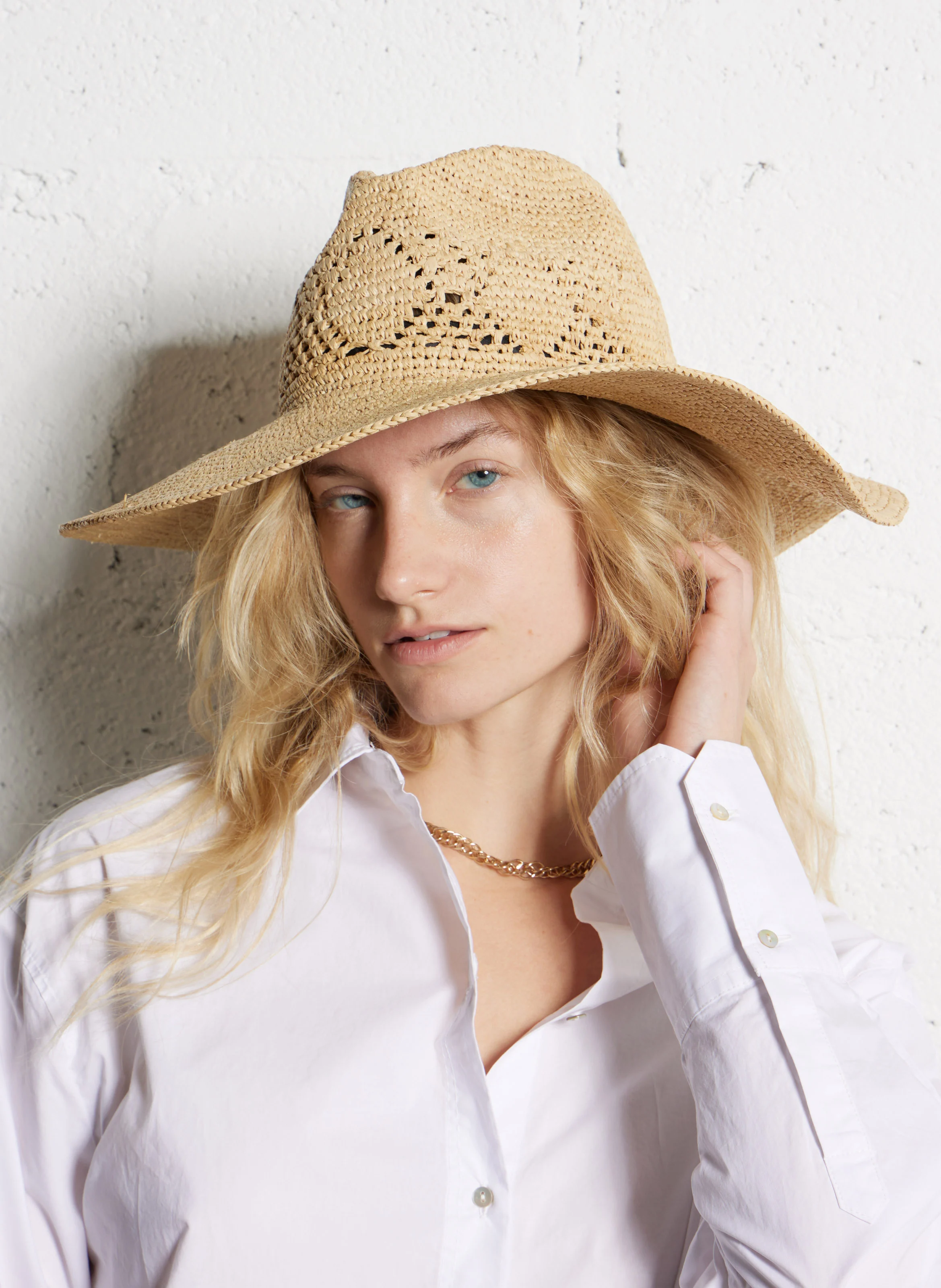 CAMALYA Adjustable openwork woven raffia hat CAPRIA Beige