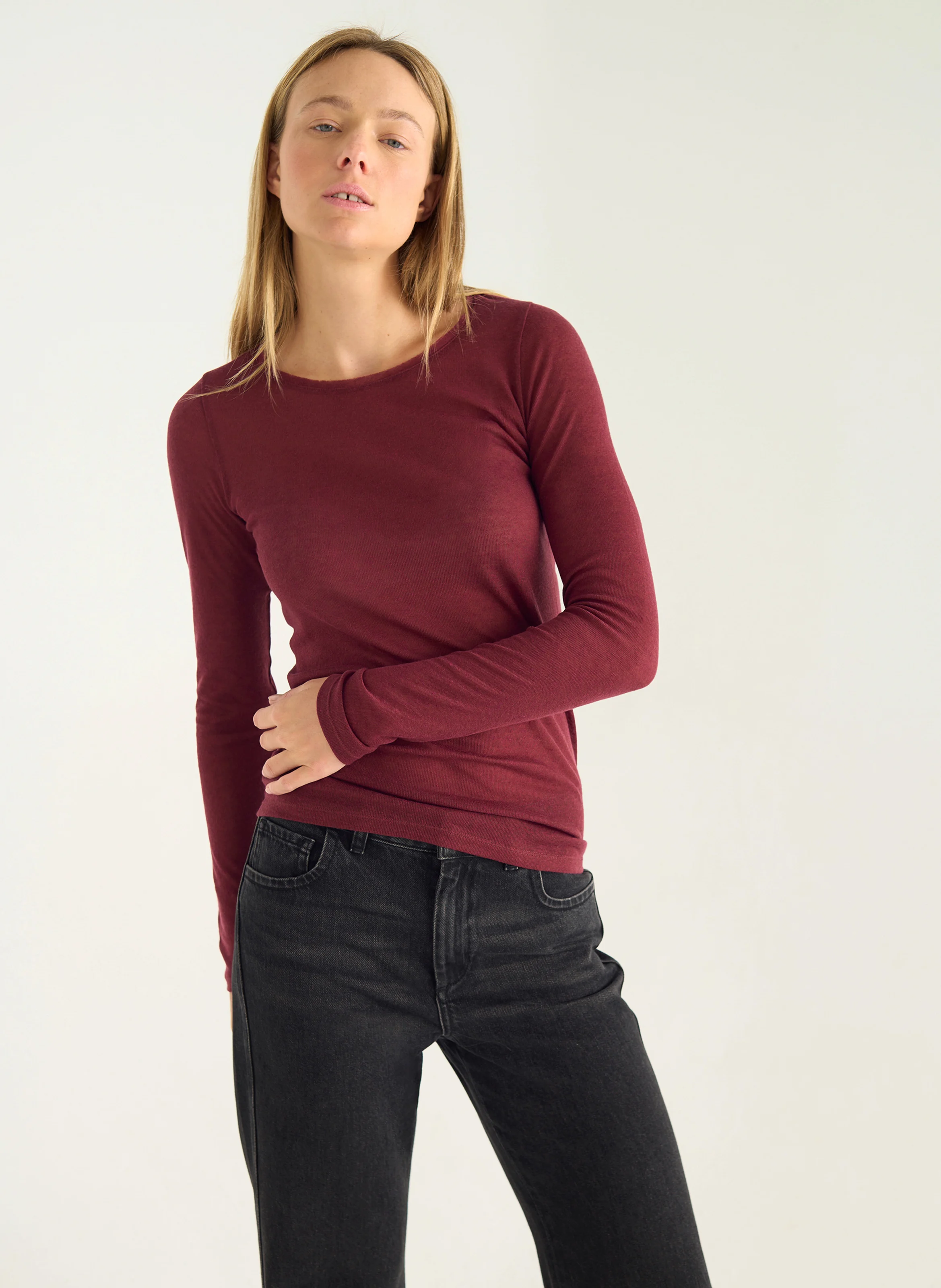 ACOTE Plain long-sleeved T-shirt Red