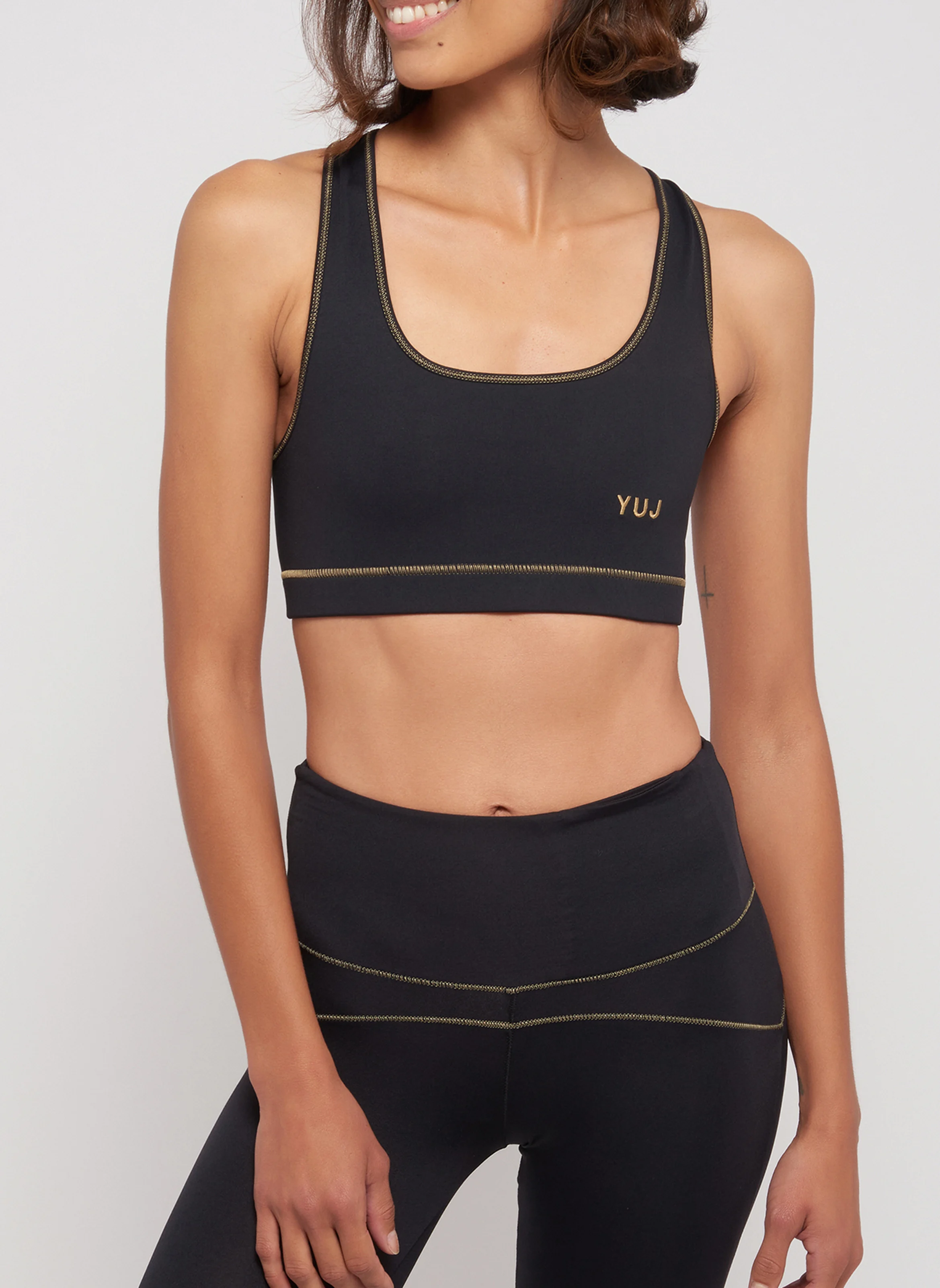 YUJ YOGA PARIS Close fitting yoga bra ANAHATA Black