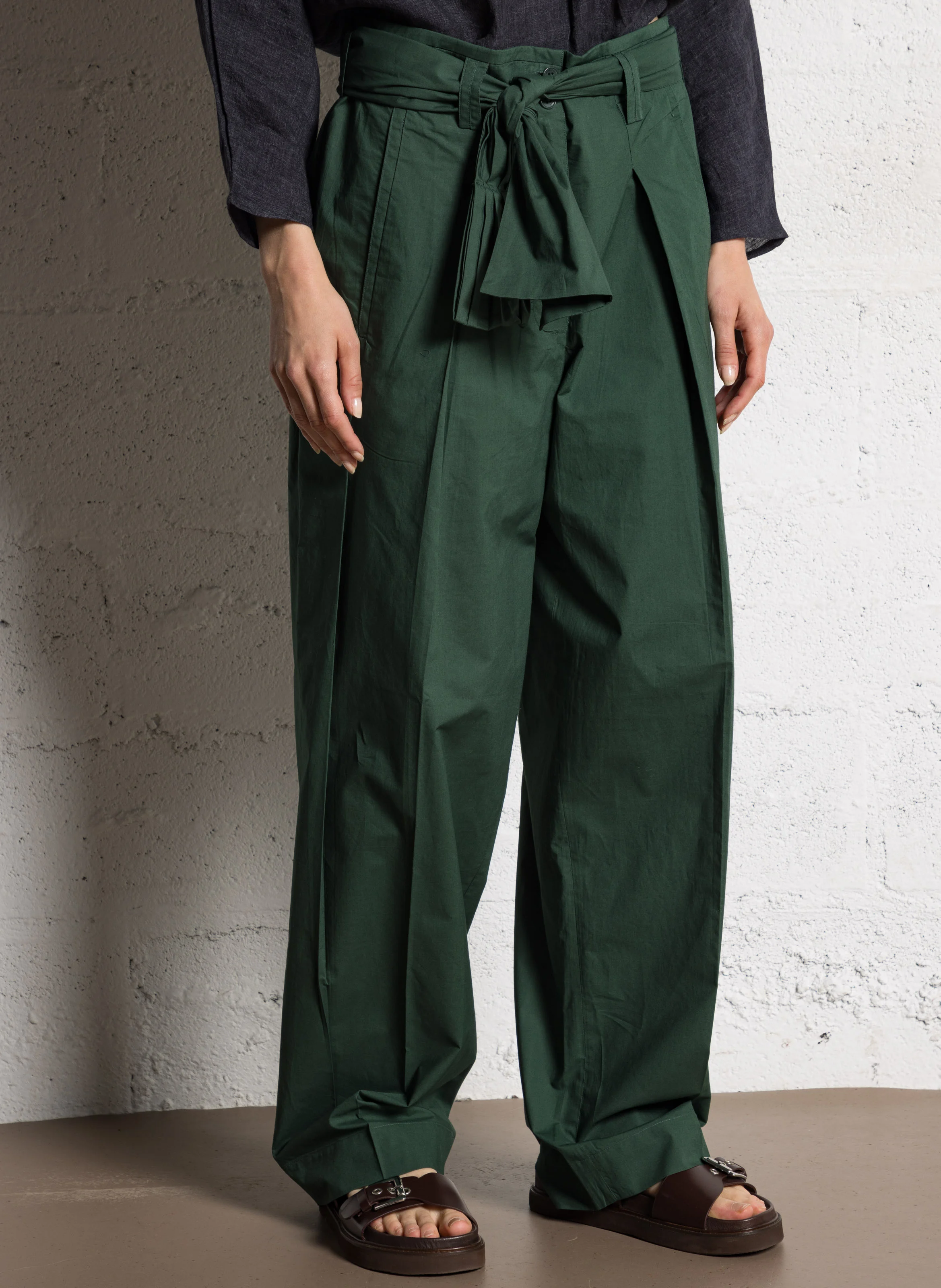 LAURENCE BRAS Wide cotton trousers  FUSE Green